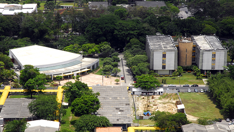 Fotos aéreas da UFPA editadas Foto Alexandre Moraes 85