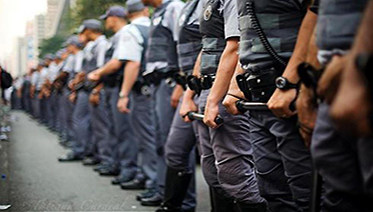 poíciaedemocracia 1